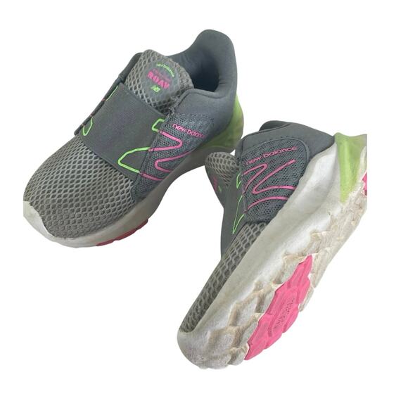 NEW BALANCE TODDLER SHOES SLIDE ON SIZE 5.5 GRAY NEON LIGHT WEIGHT VERSATILE - Picture 10 of 11